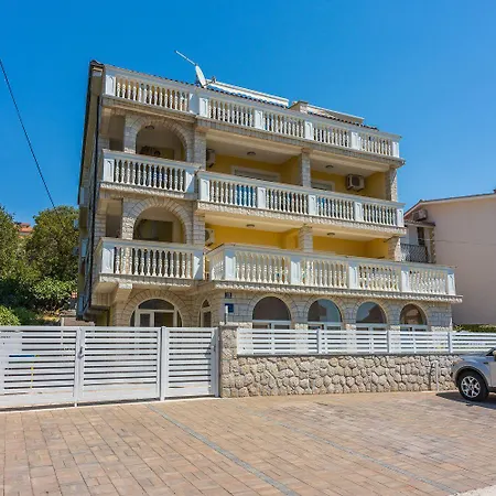 Cozy Nur 800 Meter Zum Mit Meerblick, Grill, Privatparkplatz Apartment *