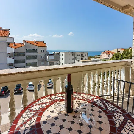 Cozy Nur 800 Meter Zum Mit Meerblick, Grill, Privatparkplatz Apartmán *