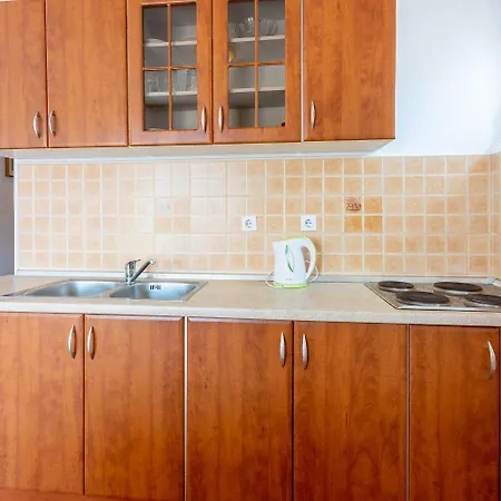 Apartamento Cozy Nur 800 Meter Zum Mit Meerblick, Grill, Privatparkplatz Crikvenica